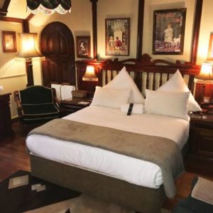 Queen Rooms